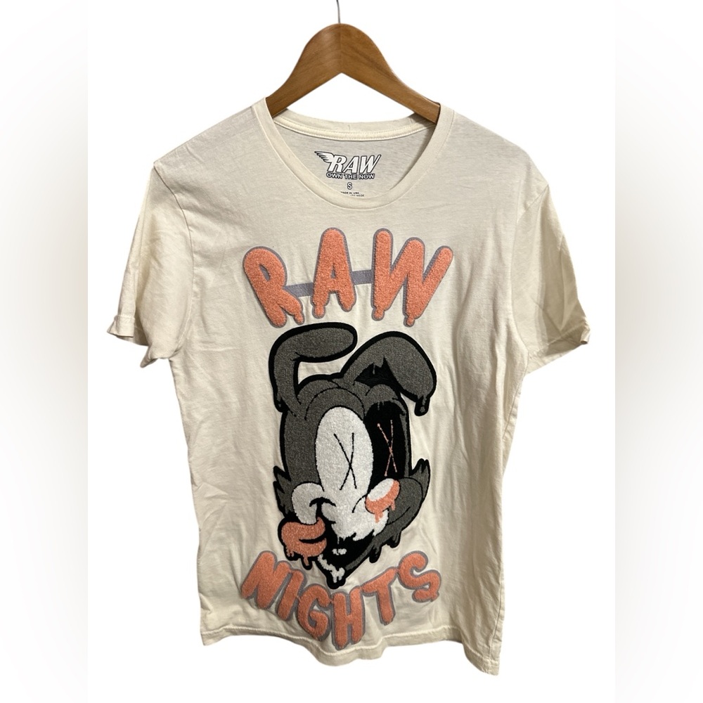 Rawylty T-Shirt Chenille Patch Graphic Men’s Size Small Own The Now Raw Nights